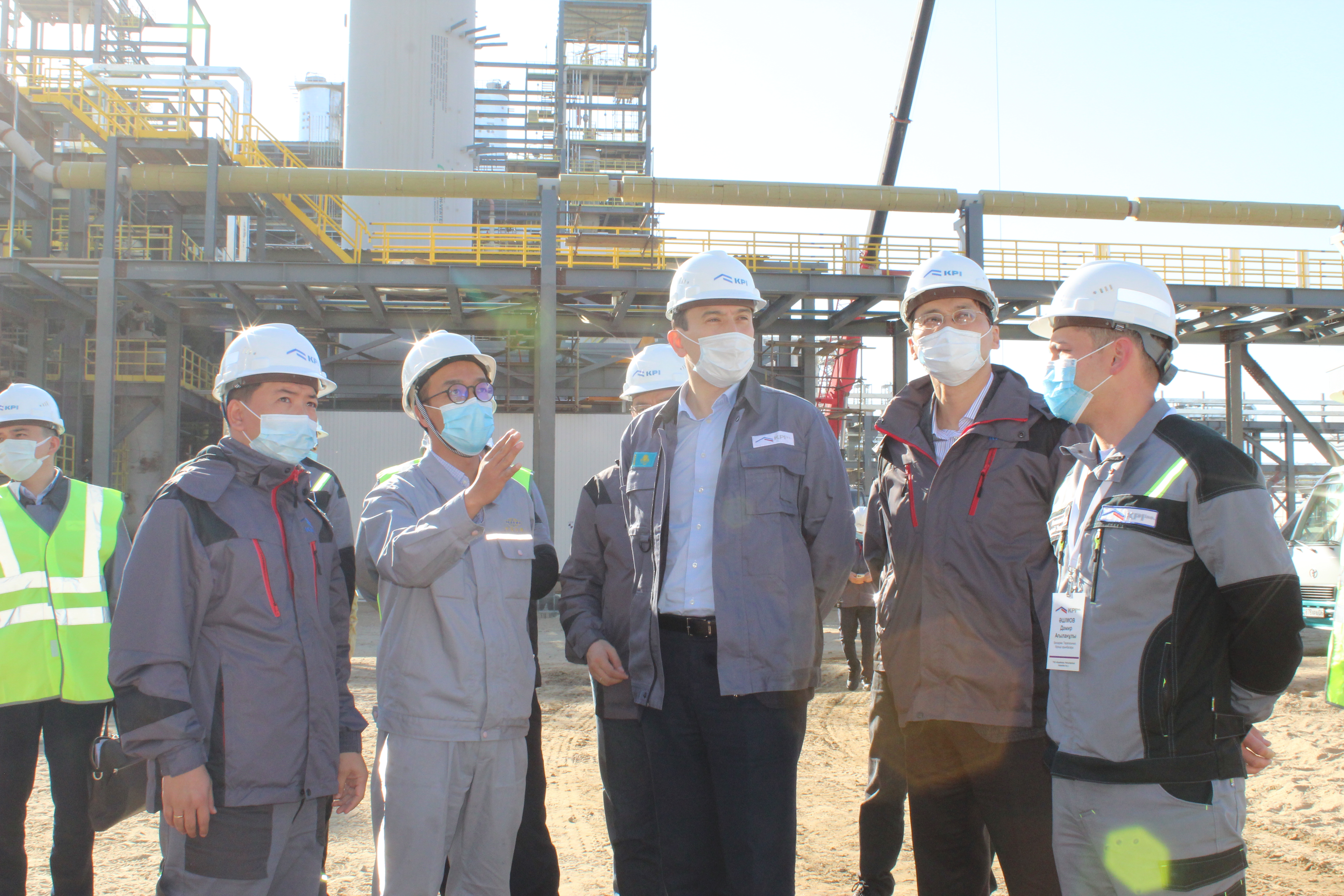Energy Minister Magzum Mirzagaliyev visited a polypropylene production plant under construction in Atyrau region